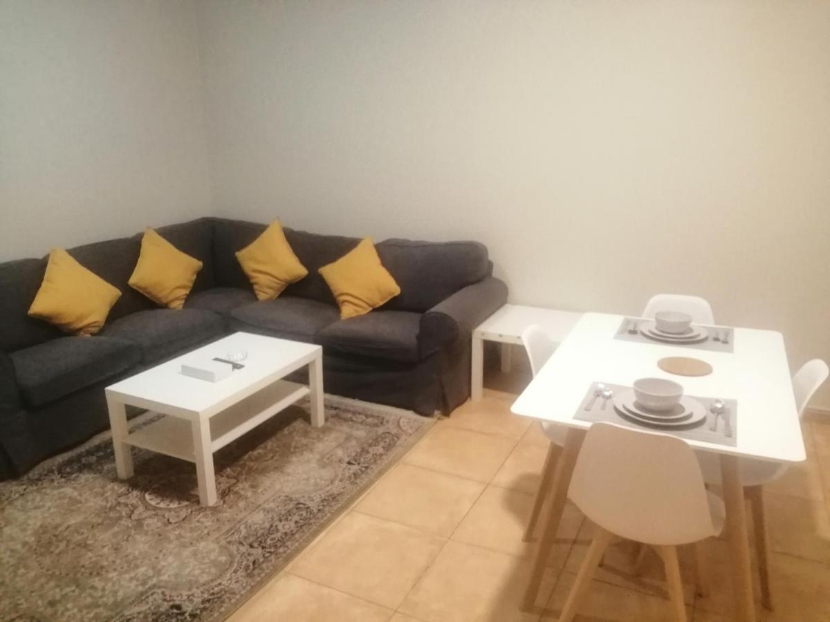Апарт готель Nozol Al Toot Furnished Units Ер-Ріяд Екстер'єр фото
