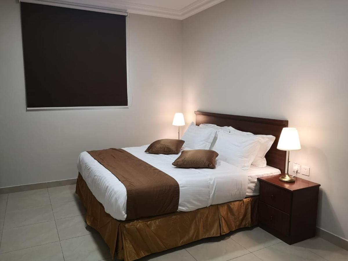 Апарт готель Nozol Al Toot Furnished Units Ер-Ріяд Екстер'єр фото