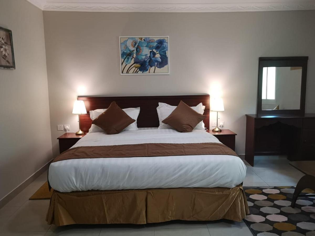 Апарт готель Nozol Al Toot Furnished Units Ер-Ріяд Екстер'єр фото